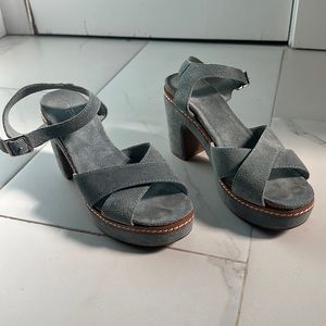 NAK Blue Suede Women's Sandals wirh Chunky Heel.  Made in Greece💙 Size 37